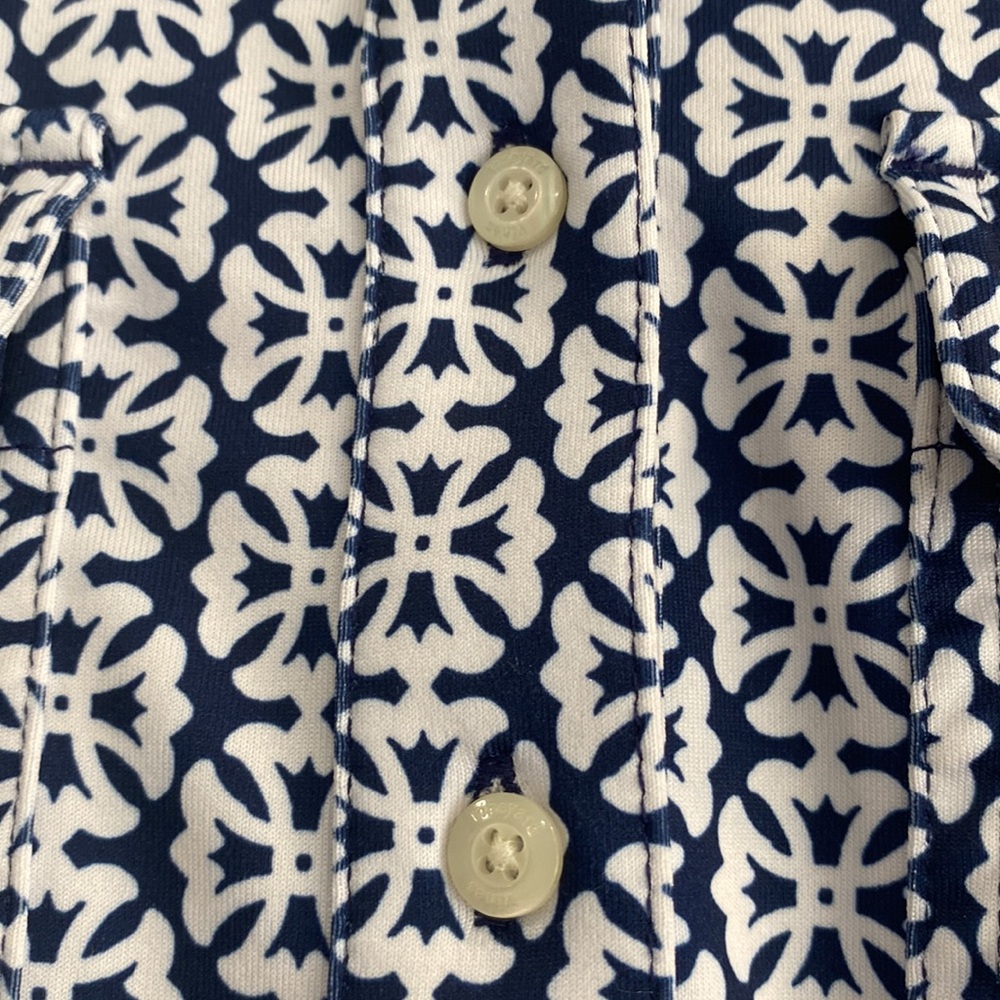 LIKE NEW VINEYARD VINES POLYESTER DRESS. - Picture 7 of 8